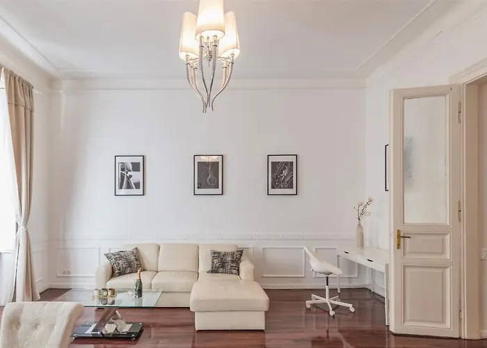 Music Academy Bedroom Cafe Vian Kft Apartmán Budapešť