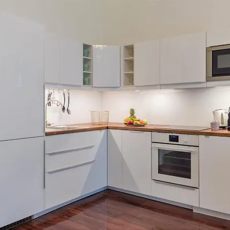 Music Academy Bedroom Cafe Vian Kft Apartman Budapest